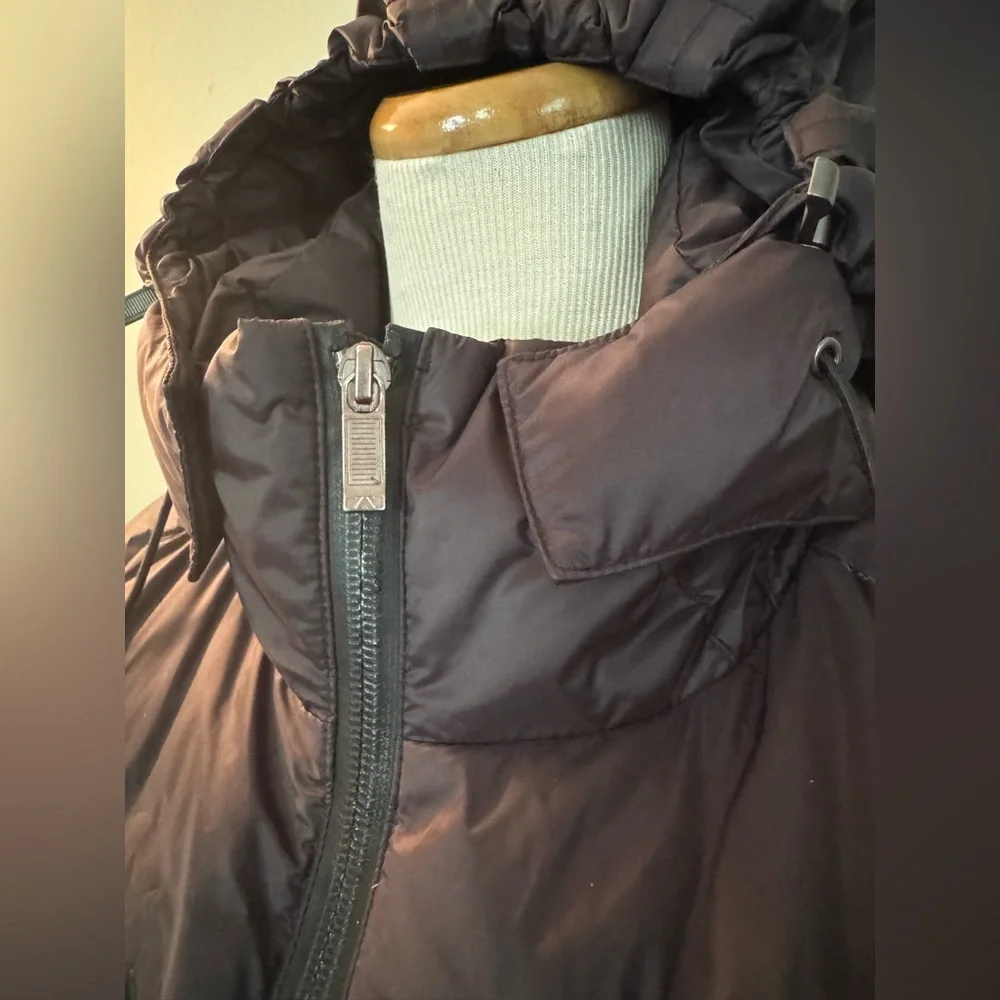 [Ermenegildo Zegna] Sport Microlite Down Puffer Jacket – Black – Size M